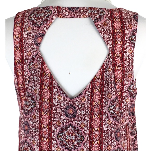 Pink Republic Summer Burgundy Pattern Open Back Shift Mini Dress size Medium - Picture 8 of 11